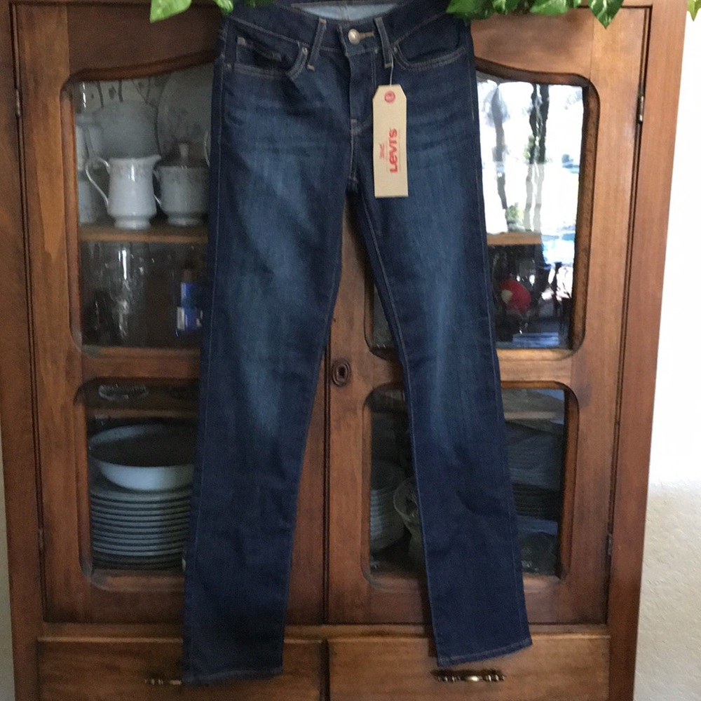 NWT Levi’s